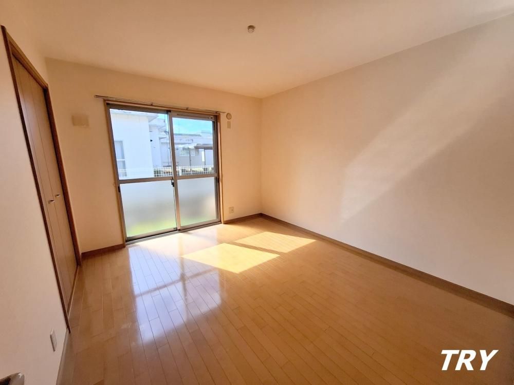 �y�Q���z�@