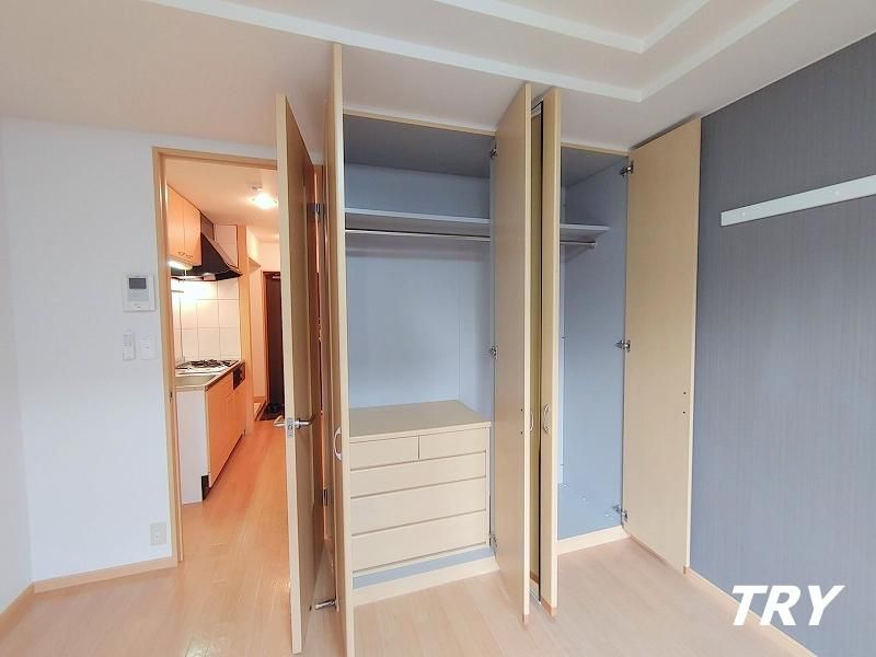 �y���ցz�@