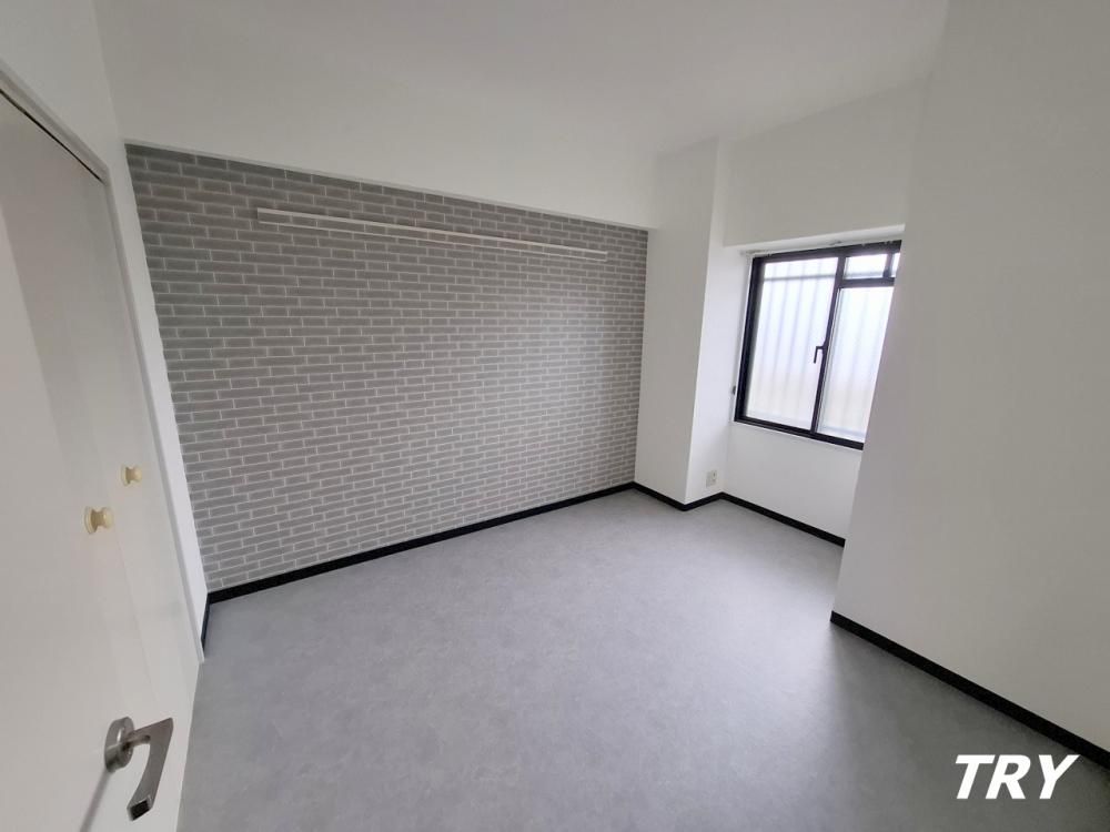 �y�Q���z�@