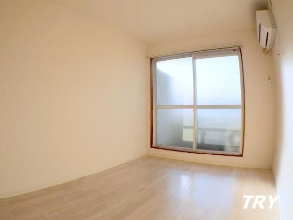 �y�Q���z�@