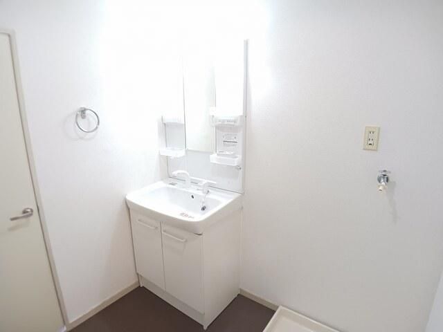 �y���ʏ��z�@