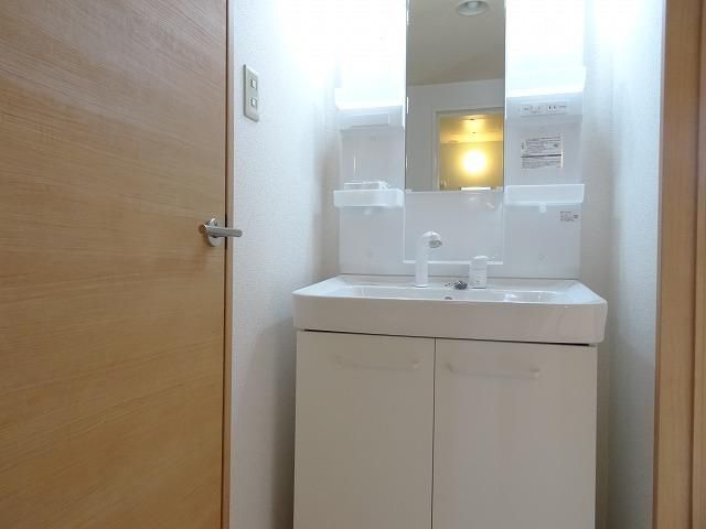 �y���ʏ��z�@