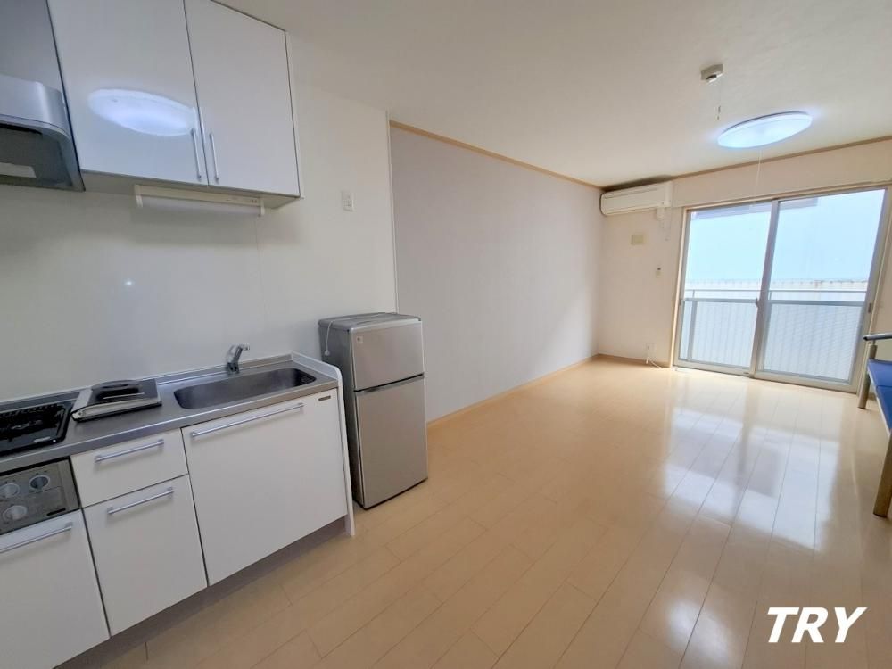 �y���ԁE���r���O�z�@