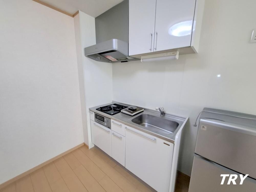 �y�L�b�`���z�@