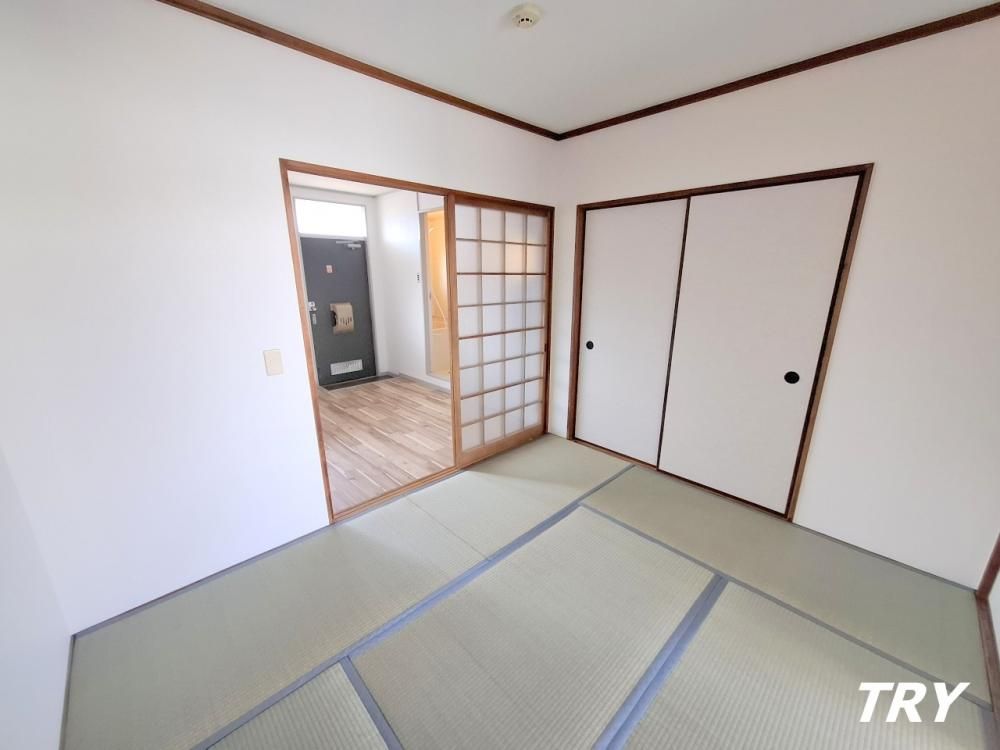 �y�Q���z�@