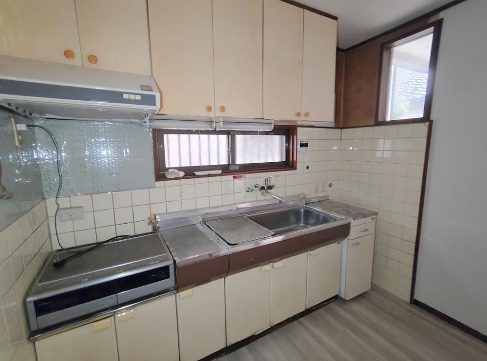 �y�L�b�`���z�@