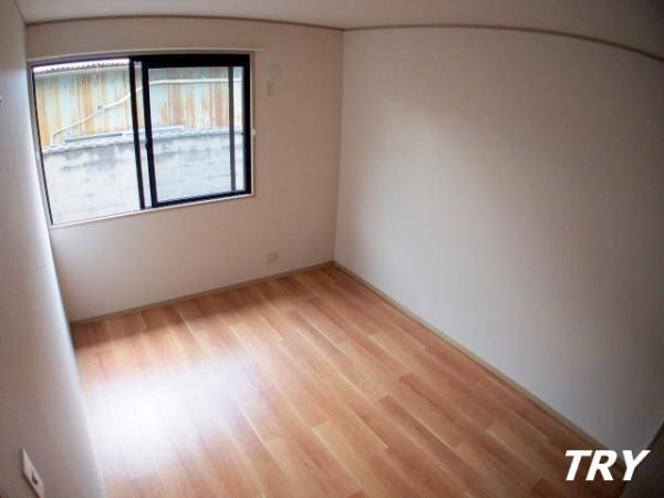 �y�Q���z�@