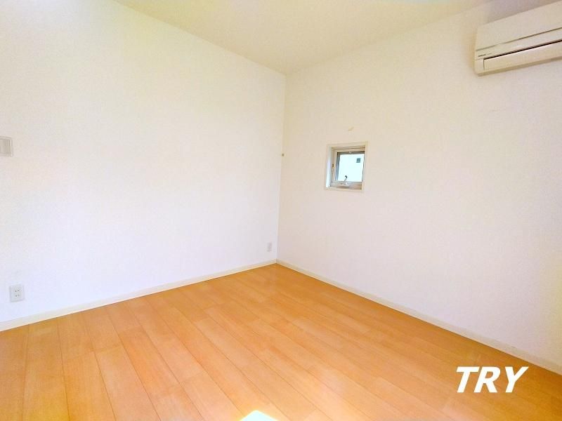 �y�Q���z�@