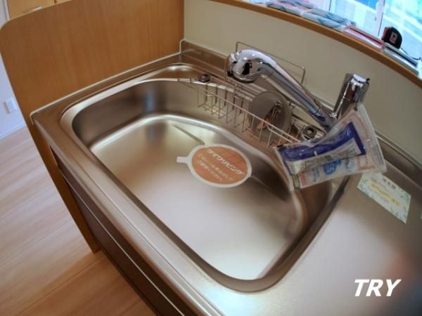 �y�L�b�`���z�@