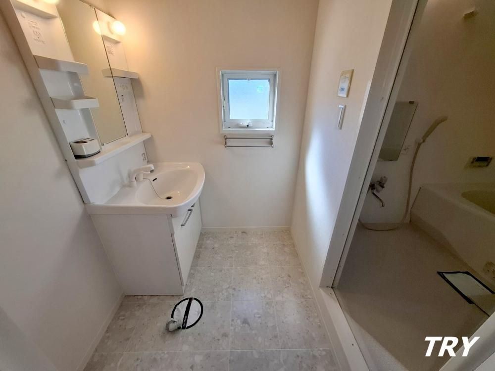 �y���ʏ��z�@