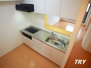 �y�L�b�`���z�@