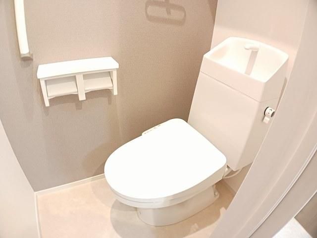 �y�g�C���z�@